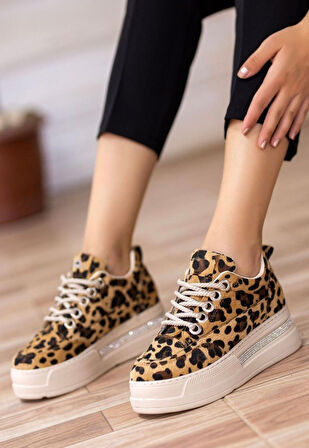 Pabucmarketi Leopar Renkli Süet Bağcıklı Kadın Sneaker Ayakkabı
