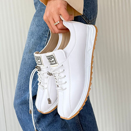 Pabucmarketi Beyaz Suni Deri Bağcıklı Kadın Sneaker Ayakkabı