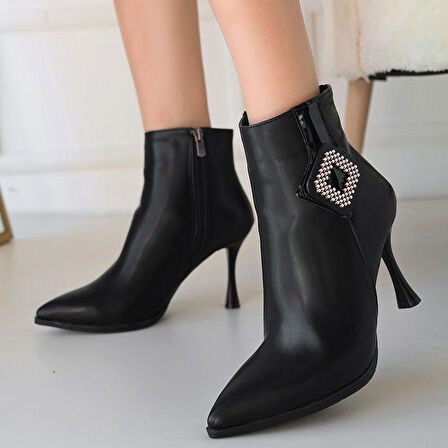 Pabucmarketi Siyah Suni Deri Topuklu Kadın Bot