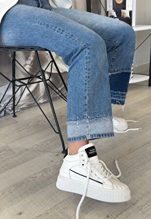 Pabucmarketi Beyaz Suni Deri Siyah Detaylı Bağcıklı Sneaker Kadın Ayakkabı