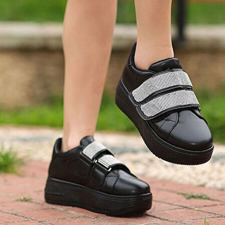 Pabucmarketi Kadın Siyah Suni Deri Cırt Cırtlı Sneaker Ayakkabı