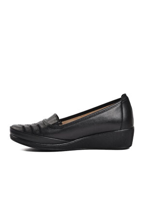 Aspor Siyah Hakiki Deri Kadın Düz Rahat Günlük Ayakkabı