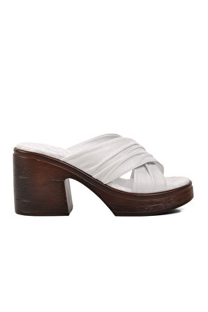 Aspor Beyaz Kadın Topuklu Terlik