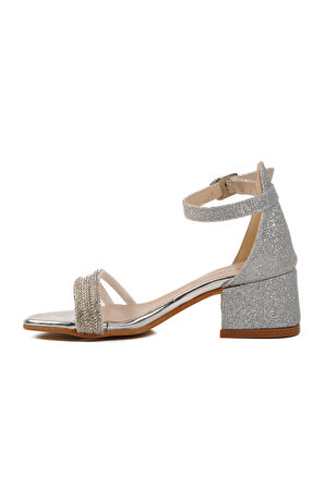 Aspor Gümüş Taş İşlemeli Kız Çocuk Sandalet