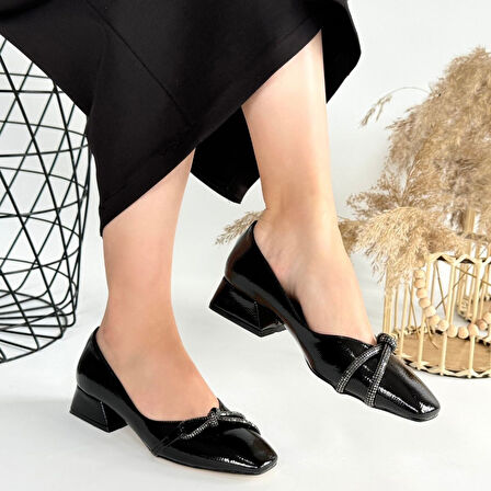 Pabucmarketi Siyah Rugan Kadın Topuklu Ayakkabı