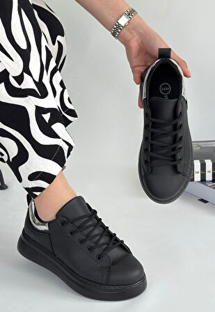 Pabucmarketi Siyah Suni Deri Bağcıklı Kadın Spor Ayakkabı