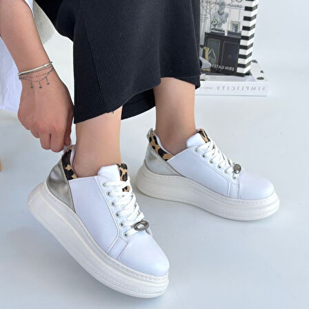 Pabucmarketi Beyaz Suni Deri Gümüş Detaylı Bağcıklı Kadın Spor Ayakkabı