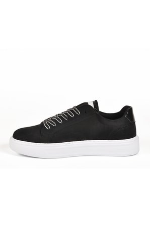 Aspor Siyah Süet Bağcıklı Erkek Sneaker