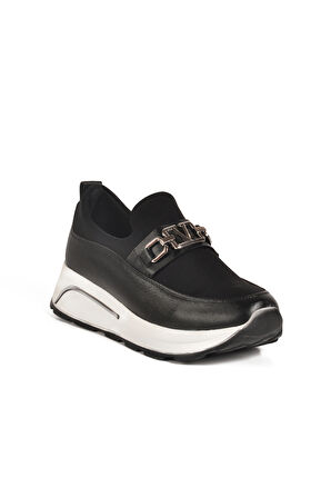 Aspor Siyah Beyaz Bağcıksız Kadın Casual Ayakkabı