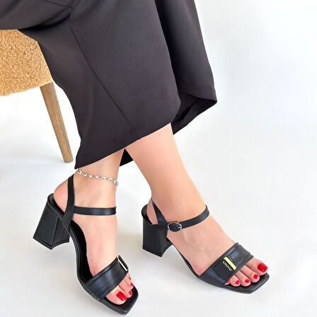 Pabucmarketi Siyah Kadın Topuklu Sandalet