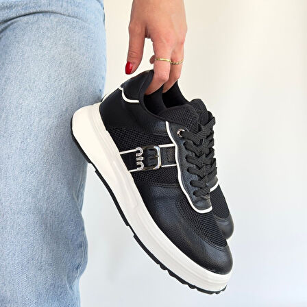 Pabucmarketi Siyah Bağcıklı Kadın Spor Ayakkabı