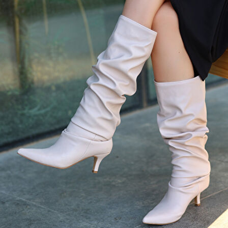 Pabucmarketi Bej Kadın Topuklu Çizme