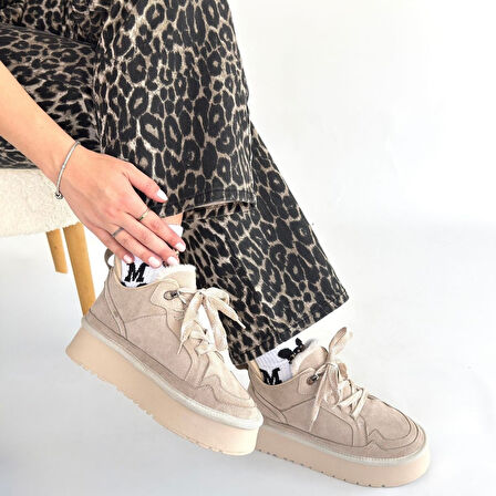 Pabucmarketi Bej Süet Bağcıklı Kadın Düz Bot