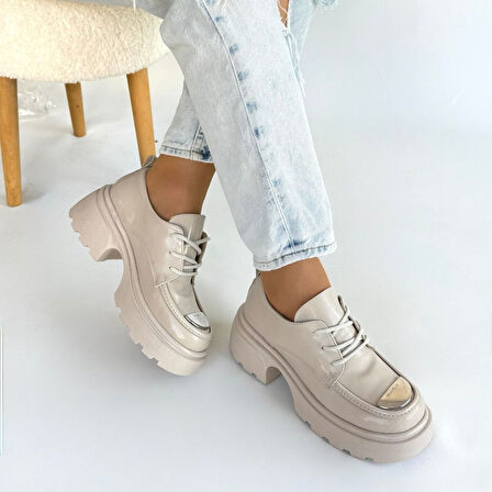 Pabucmarketi Bej Rugan Kadın Topuklu Ayakkabı