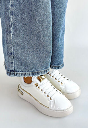 Pabucmarketi Siyah Rugan Paraşüt Detaylı Bağcıklı Kadın Spor Ayakkabı