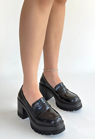 Pabucmarketi Siyah Rugan Kadın Topuklu Ayakkabı