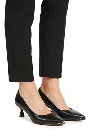 Aspor Siyah Kadın Topuklu Ayakkabı