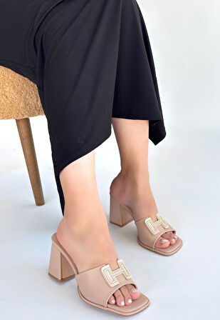 Pabucmarketi Bej Kadın Topuklu Terlik