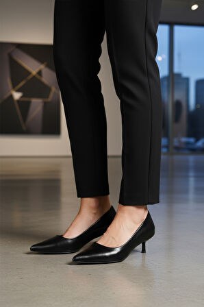 Aspor Siyah Kadın Topuklu Ayakkabı