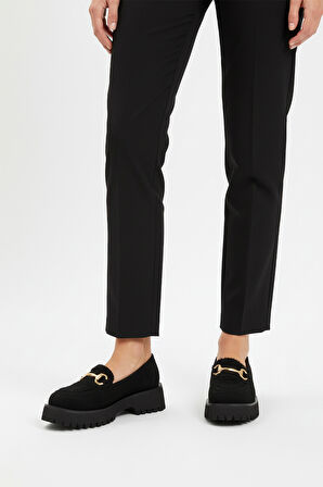 Aspor Siyah Süet Kalın Tabanlı Kadın Casual Ayakkabı