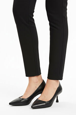 Aspor Siyah Kadın Topuklu Ayakkabı