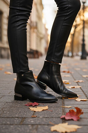 Pierre Cardin Siyah Parlak İçi Kürklü Kadın Topuklu Bot