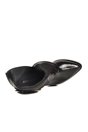 Aspor Siyah Dar Kalıp İçi Polarlı Kadın Topuklu Bot