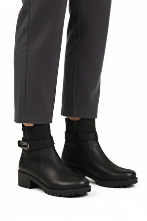 Venüs Siyah Nubuk Hakiki Deri Fermuarlı Kadın Topuklu Bot