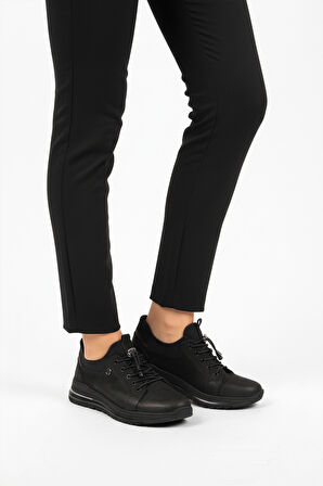 Aspor Siyah Nubuk Lastik Bağcıklı Kadın Casual Ayakkabı