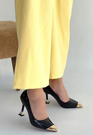 Pabucmarketi Siyah Rugan Kadın Topuklu Ayakkabı