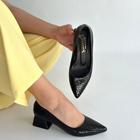 Pabucmarketi Siyah Rugan Kadın Topuklu Ayakkabı