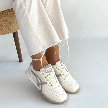 Pabucmarketi Bej Vizon Bağcıklı Kadın Spor Ayakkabı