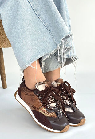 Pabucmarketi Kahverengi Paraşüt Detaylı Bağcıklı Kadın Spor Ayakkabı