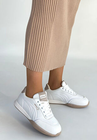 Pabucmarketi Beyaz Bağcıklı Kadın Spor Ayakkabı