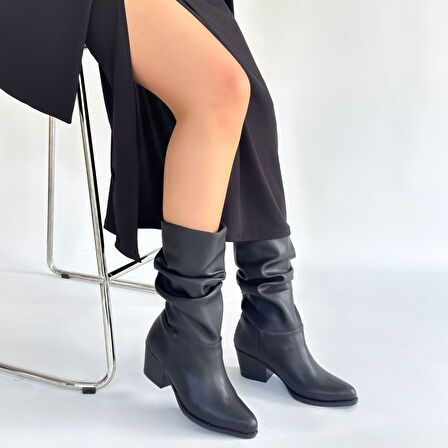 Pabucmarketi Siyah Körüklü Kadın Topuklu Çizme