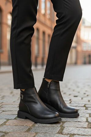 Pierre Cardin Siyah İçi Kürklü Kadın Topuklu Bot