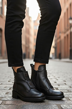 Aspor Siyah Hakiki Deri Fermuarlı Kadın Topuklu Bot