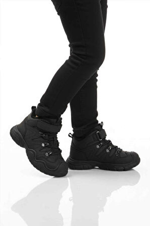 Pepino Siyah Kürklü Erkek Çocuk Düz Bot