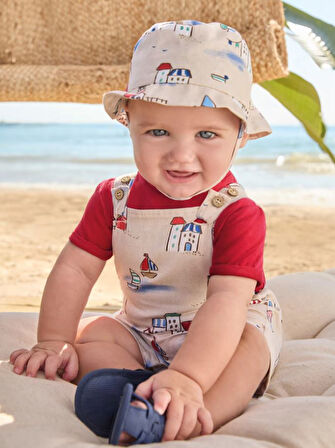 Mayoral erkek bebek  şort tişört şapka 3 lü set  1638