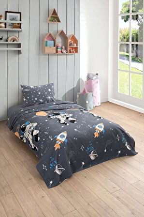 Gofret Detaylı Astronot Baskılı Çocuk-Genç Odası Tek Kişilik Pike 160x230 cm (1 Adet Yastık Kılıflı)