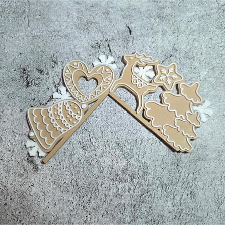 Gingerbread Yılbaşı Işık Anahtarı Çerçevesi Geyik & Çam Ağacı Dekorlu Anahtar Süsü