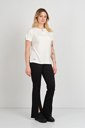 Sistas Kadın Yakası Tokalı Etek ve Kolları Yırtmaçlı Metal Süs Detaylı Bluz 24132 Ekru