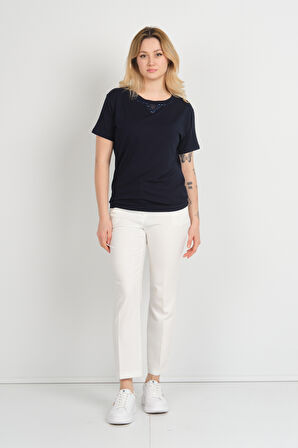 Sistas Kadın Yakası Parlak Taş Süslemeli Kısa Kollu Bluz 24281 Lacivert