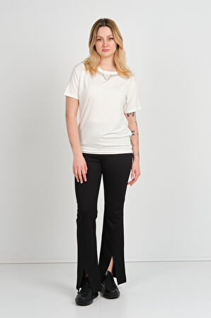 Sistas Kadın Yakası Parlak Taş Süslemeli Kısa Kollu Bluz 24281 Ekru