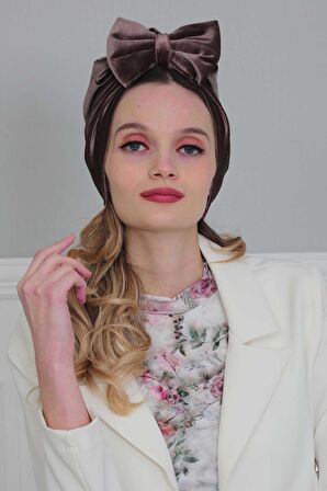 Fiyonklu Kadife Bone,B-27K