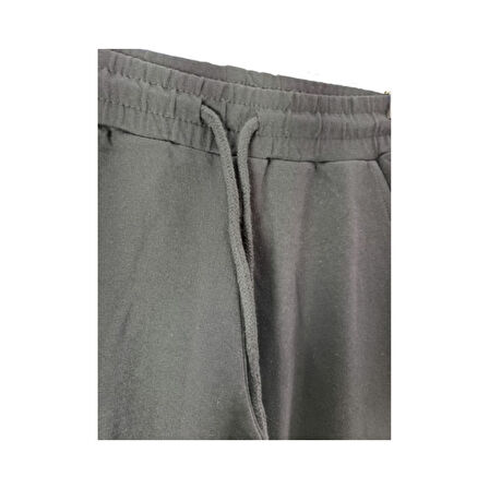 Kız Çocuk Siyah Kargo Cepli Pantolon – %100 Pamuk, Lastikli Bel, Rahat Kalıp