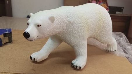 Plastik Oyuncak Büyük Boy Beyaz Kutup Ayısı 40 cm 