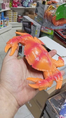 Plastik Oyuncak Büyük Boy Yengeç 20 cm 