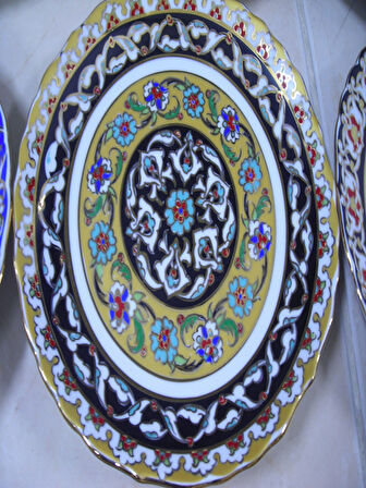GÜRAL PORSELEN 15 CM DUVAR TABAĞI  