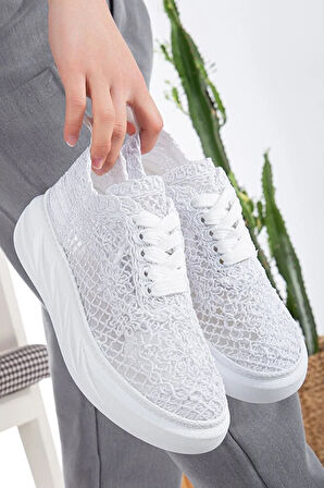 Dantel Detaylı Sneakers